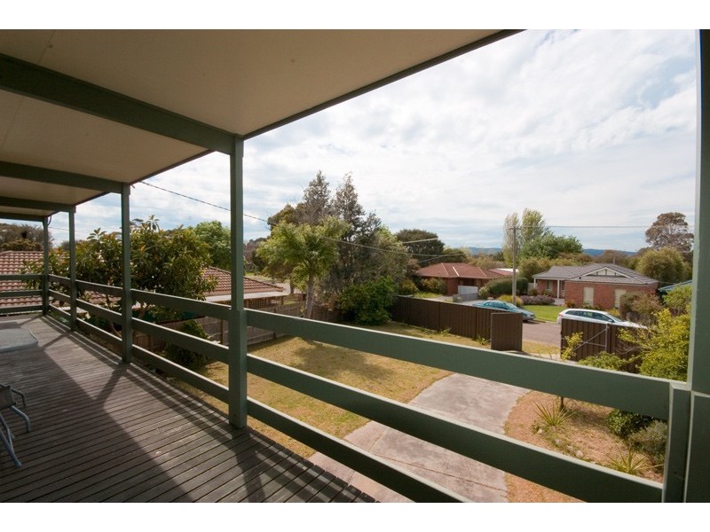 52 Cootamundra Ave, Rosebud West VIC 3940