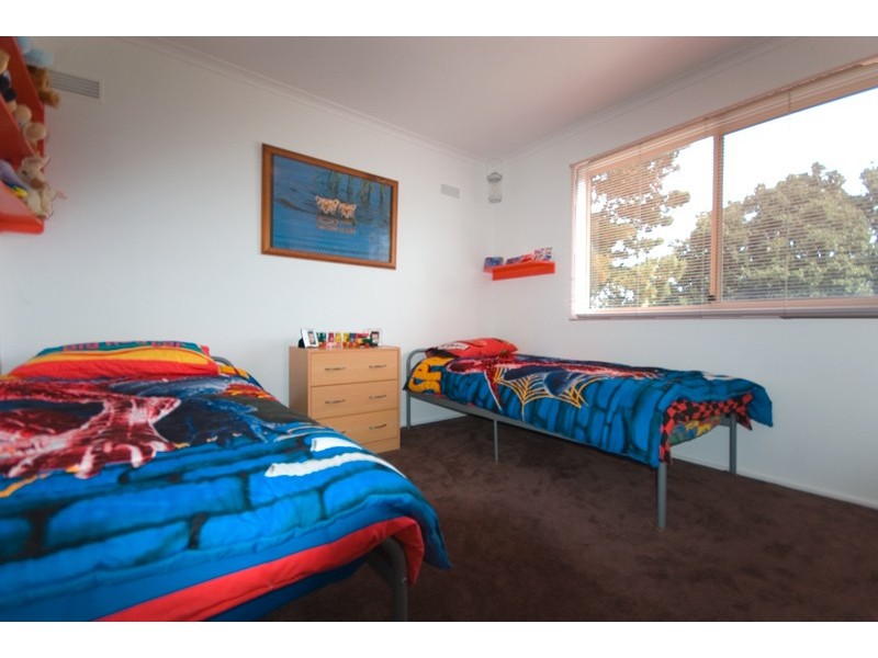 52 Cootamundra Ave, Rosebud West VIC 3940