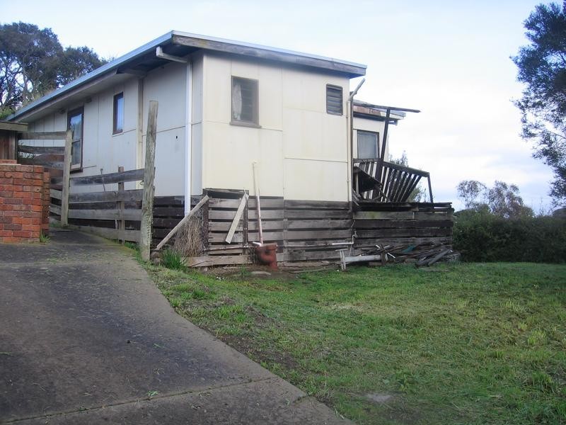 24 Nalong St, Rye VIC 3941