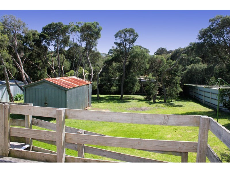 22 Gordon St, Rye VIC 3941