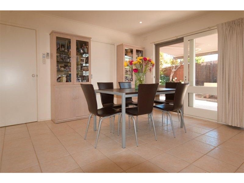 369 Eastbourne Rd, Rosebud West VIC 3940