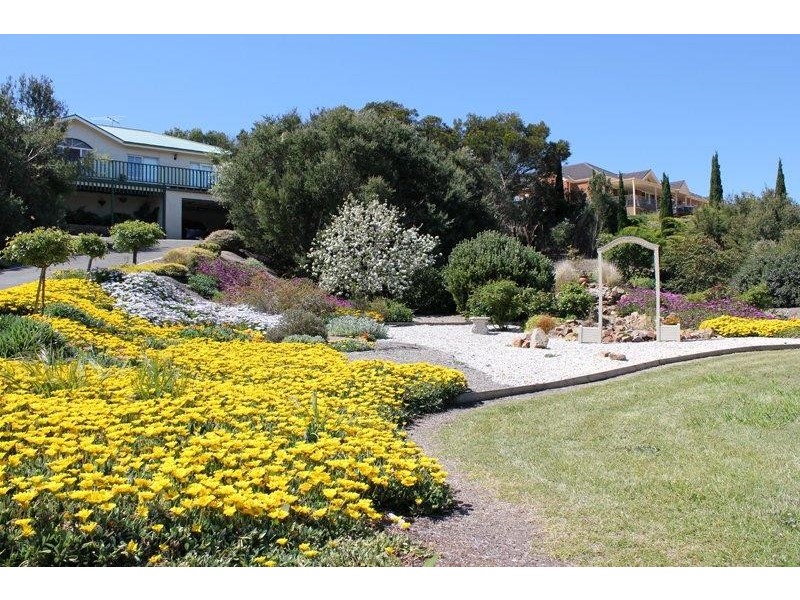 14 Carly Place, Tootgarook VIC 3941
