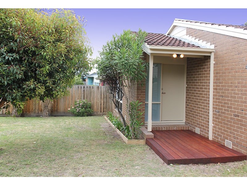 6 Cain St, Rosebud West VIC 3940