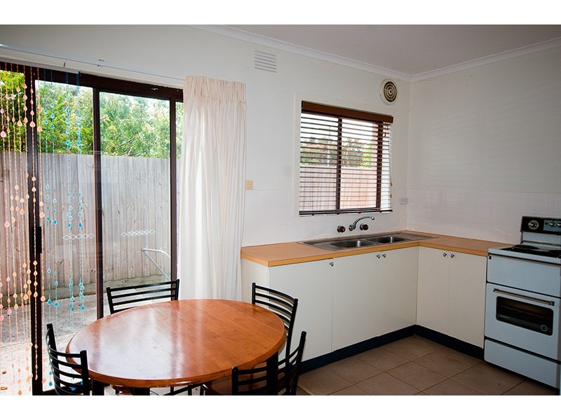 1/28 Staughton Ave, Rosebud West VIC 3940