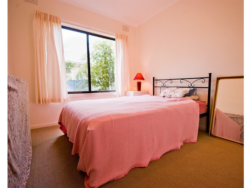1/28 Staughton Ave, Rosebud West VIC 3940