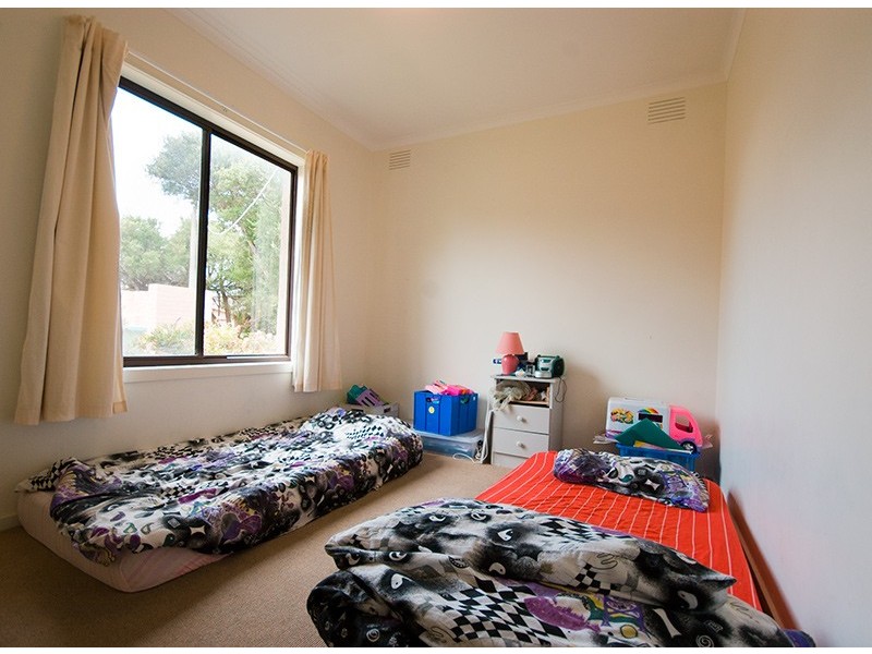 1/28 Staughton Ave, Rosebud West VIC 3940