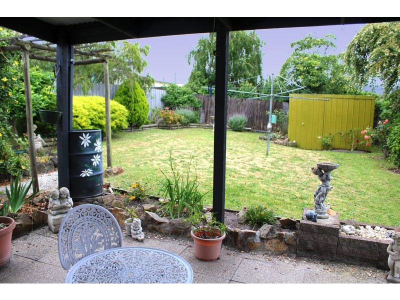 195 Eighth Ave, Rosebud VIC 3939