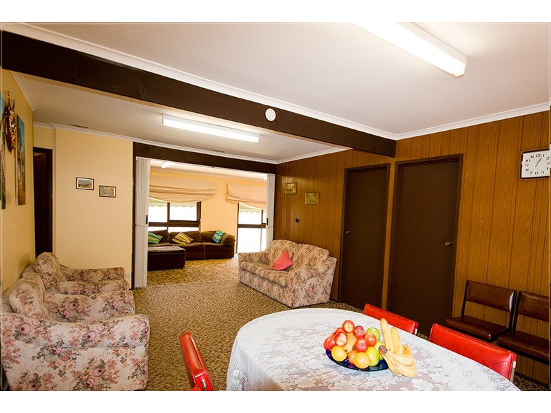 104 Raymond Street, Tootgarook VIC 3941