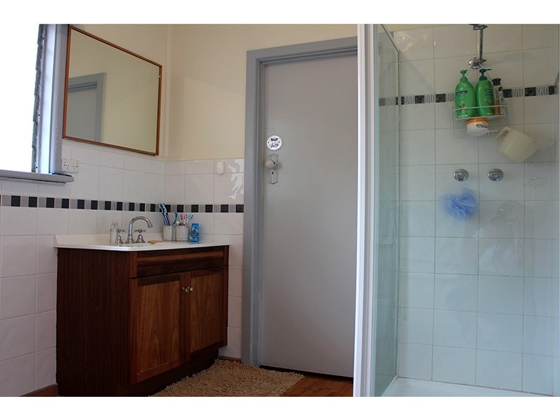 42 Broadway, Rosebud West VIC 3940