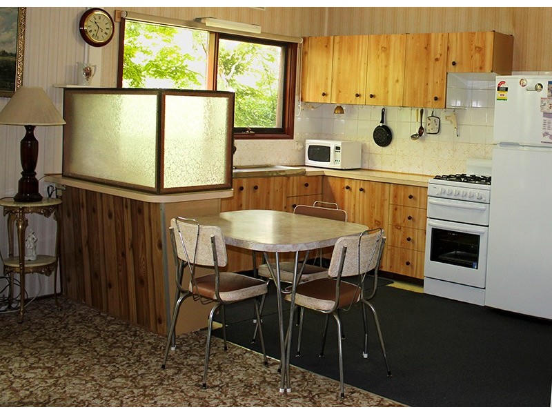 24 Herman Street, Rosebud VIC 3939