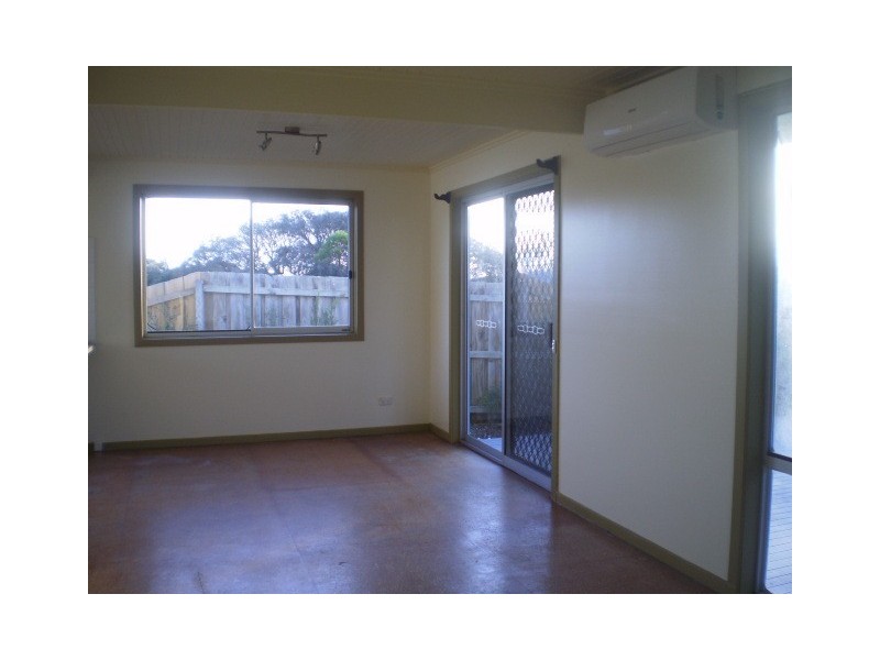 12 Yarrayne Street, Rye VIC 3941