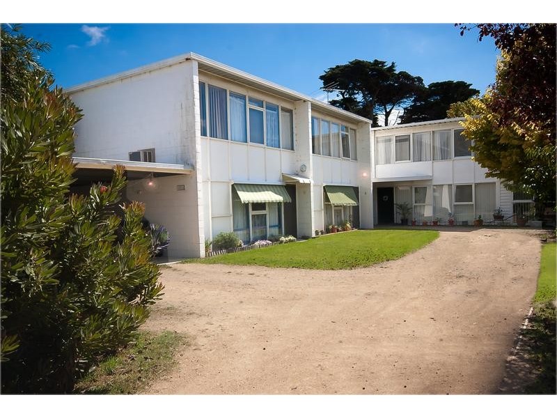 2/38 Rosemore Rd, Rosebud VIC 3939