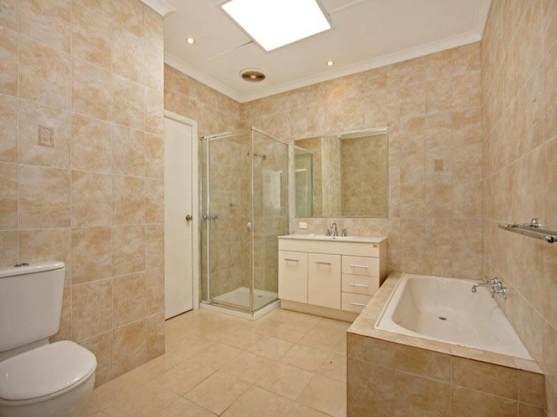 8 The Glen, Rye VIC 3941