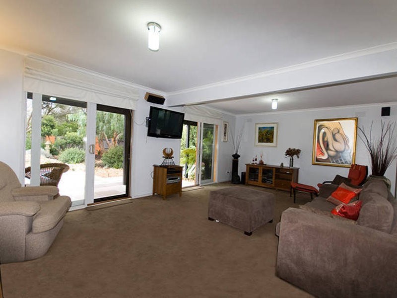 27 McAlpin Street, Tootgarook VIC 3941