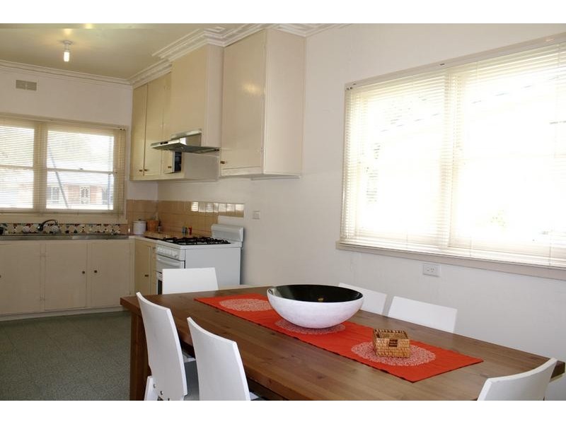 32 Broadway, Rosebud West VIC 3940