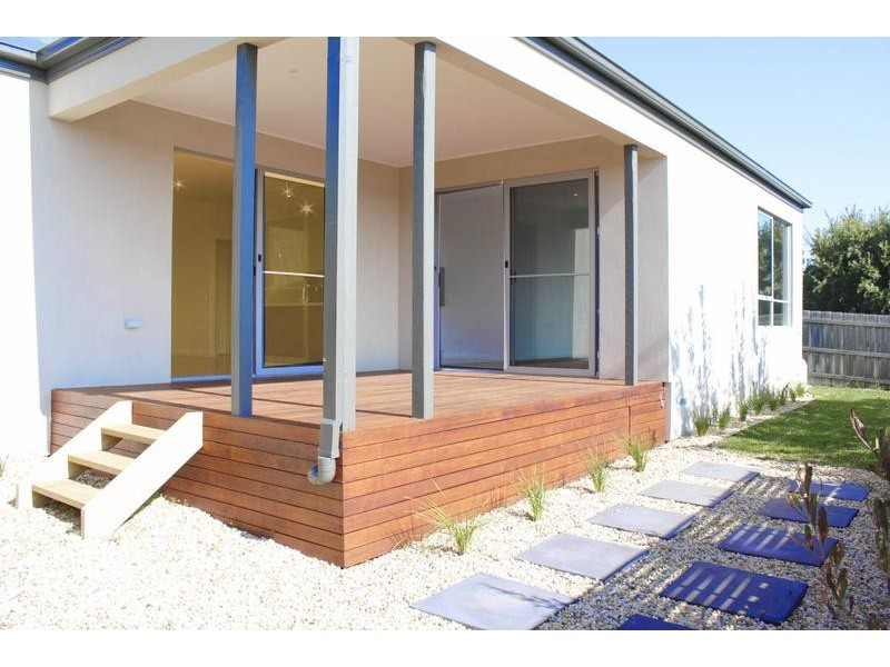 4A Walpole Street, Rosebud VIC 3939