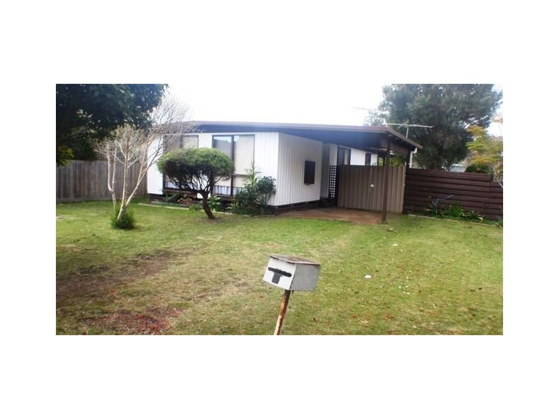 6 Guest Street, Tootgarook VIC 3941