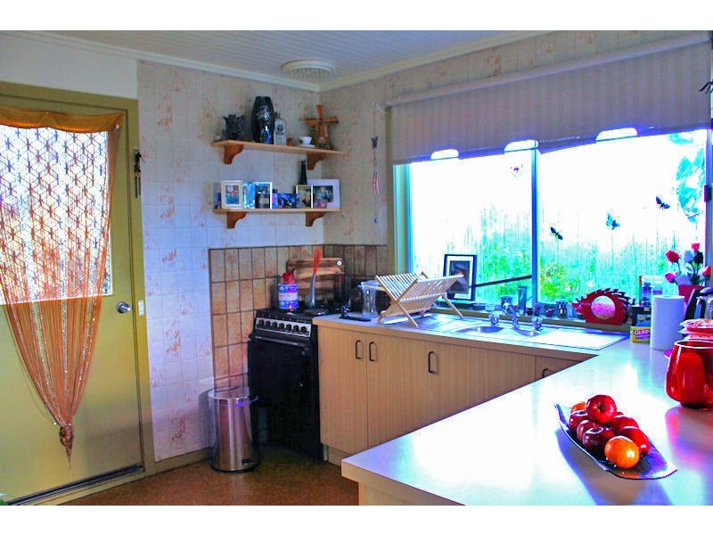 12 Yarrayne Street, Rye VIC 3941