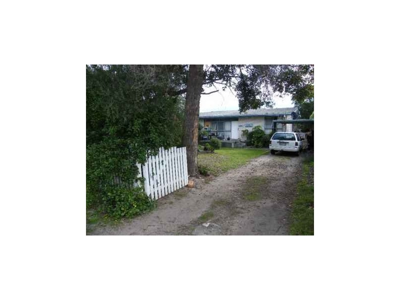 24 Broadway, Rosebud West VIC 3940