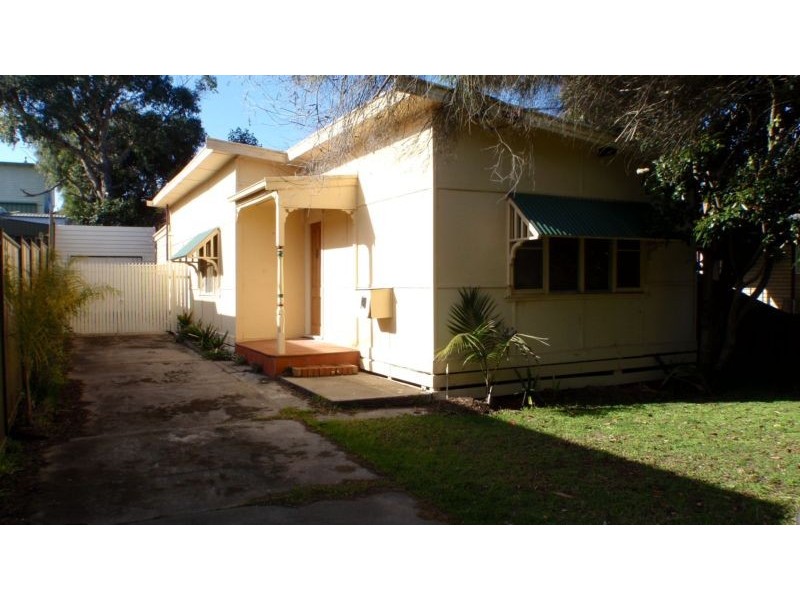 73 First Avenue, Rosebud VIC 3939