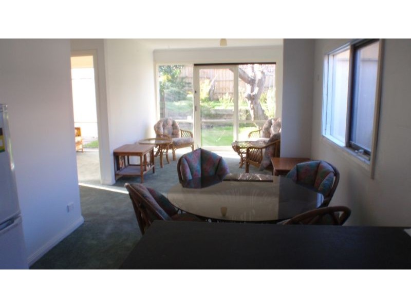73 First Avenue, Rosebud VIC 3939