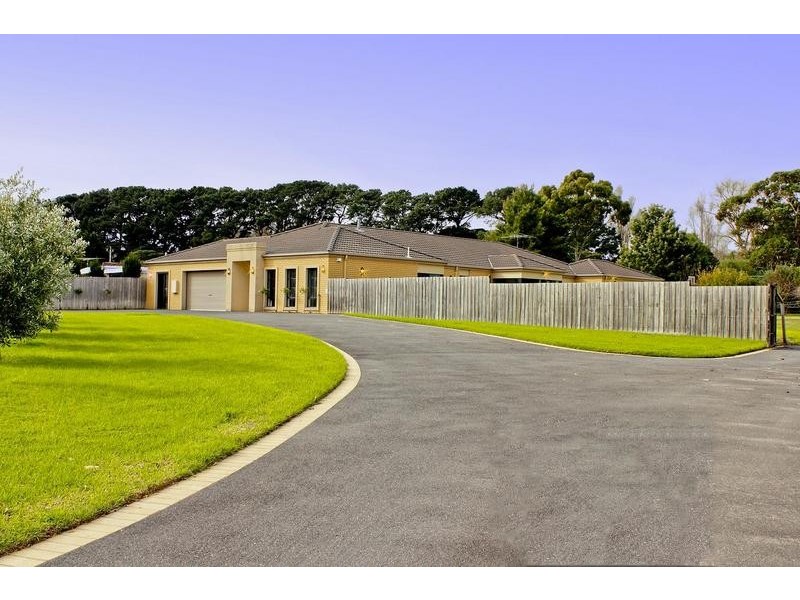 21 Cleek Cres, Rosebud VIC 3939