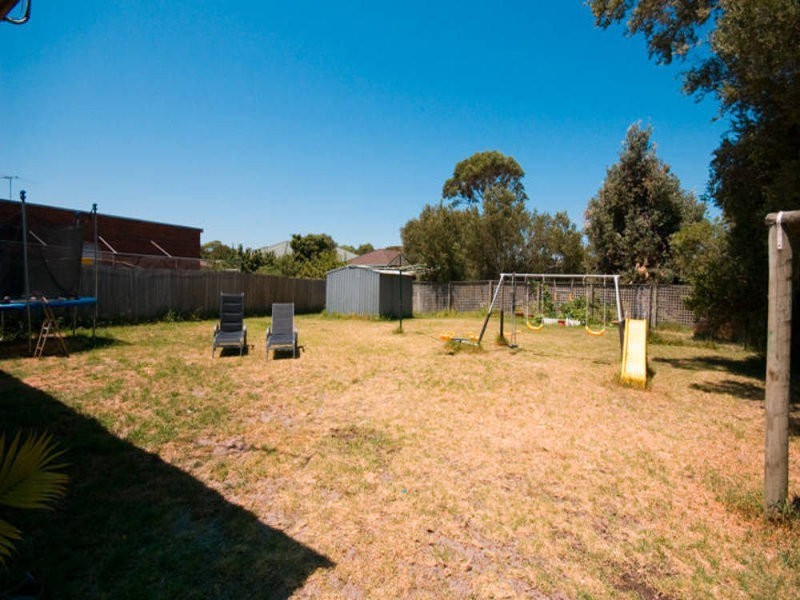 65 Swans Way, Rosebud West VIC 3940