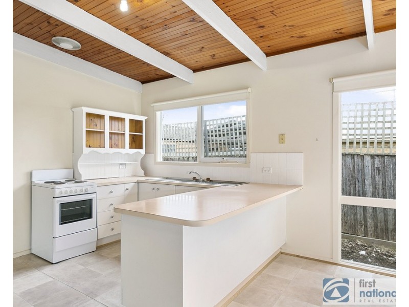 12 Mathis Ave, Tootgarook VIC 3941