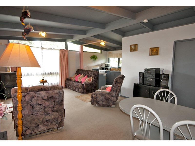 17 Ella Crescent, Rosebud West VIC 3940