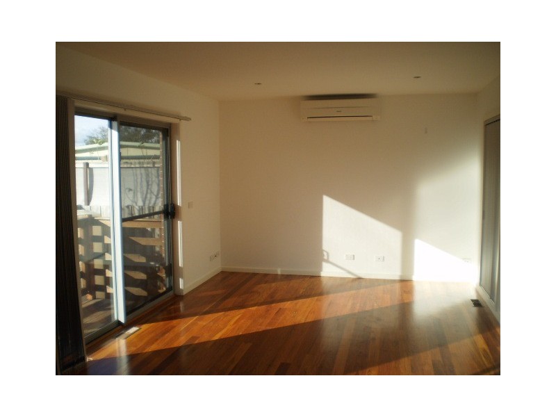 50 Mirriam Avenue, Rosebud West VIC 3940