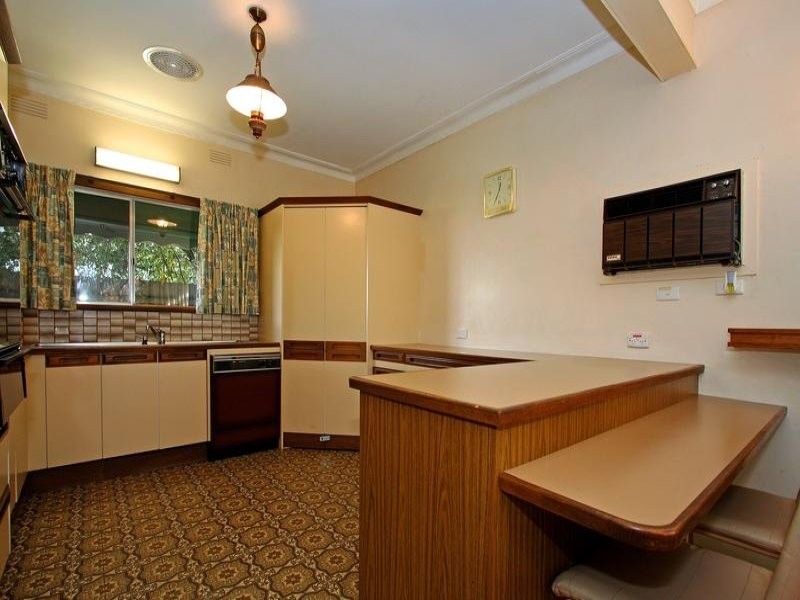 57 Woyna Ave, Rosebud West VIC 3940