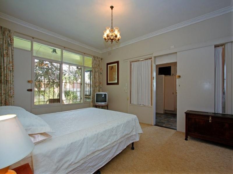 57 Woyna Ave, Rosebud West VIC 3940