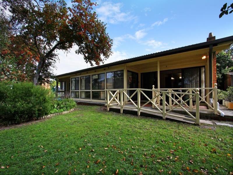 57 Woyna Ave, Rosebud West VIC 3940