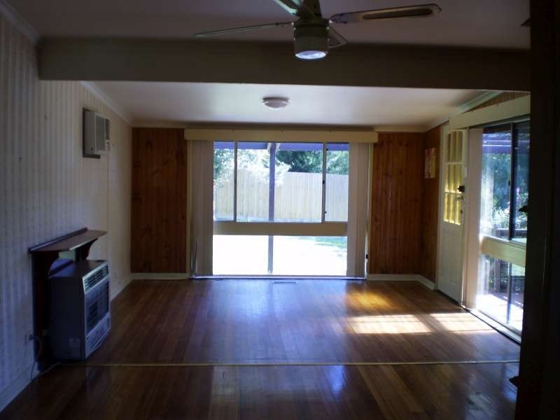 33 Hillman Ave, Mccrae VIC 3938