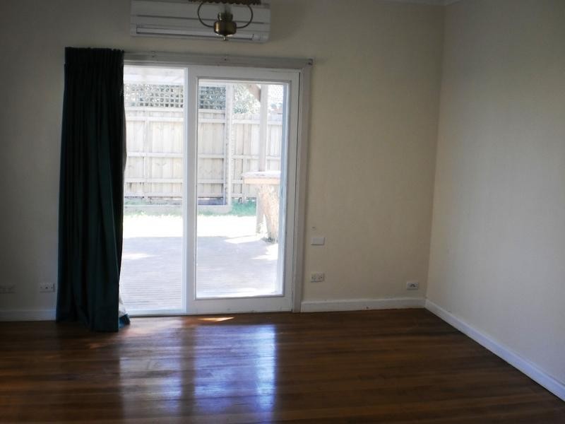 62 Broadway, Rosebud West VIC 3940