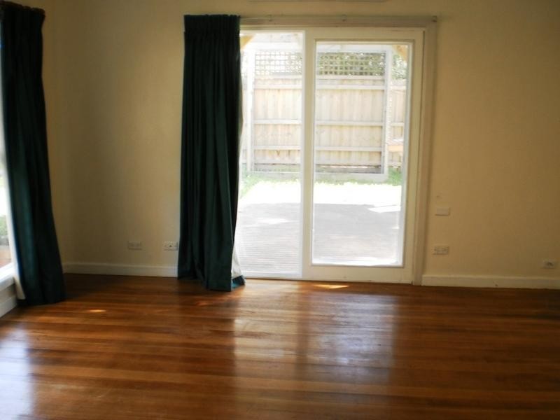 62 Broadway, Rosebud West VIC 3940