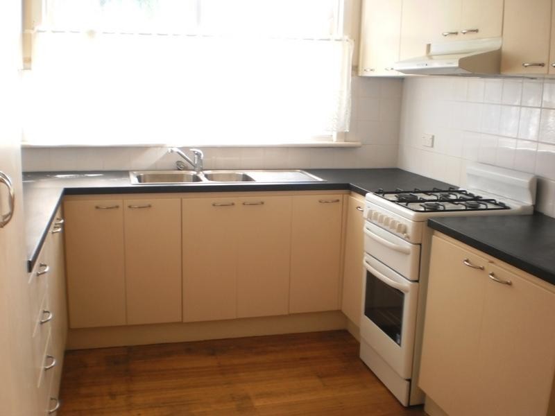 62 Broadway, Rosebud West VIC 3940