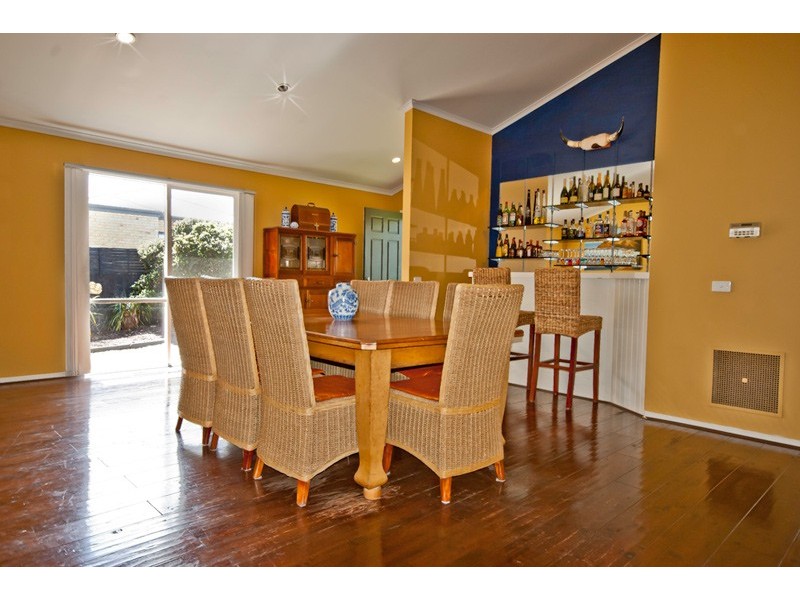 2 Tern Avenue, Rosebud West VIC 3940