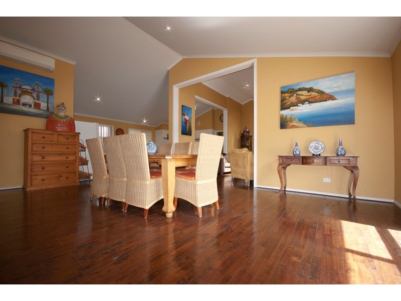 2 Tern Avenue, Rosebud West VIC 3940