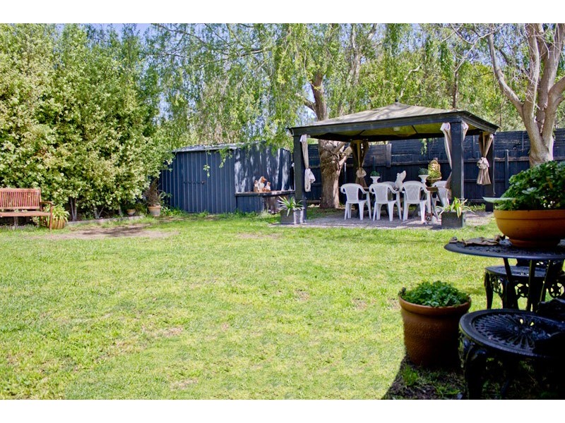 2 Tern Avenue, Rosebud West VIC 3940