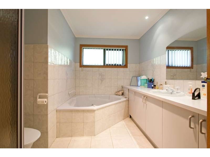 95 Beauna Vista Drive, Rye VIC 3941