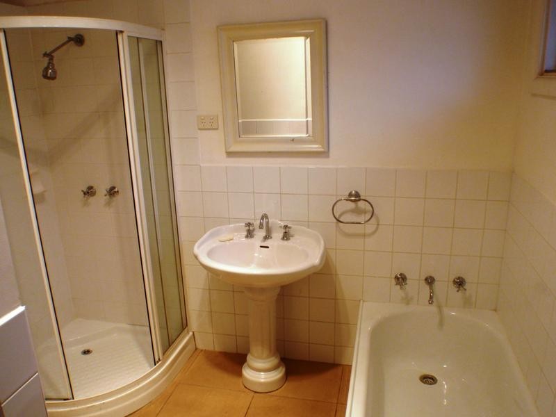 28 Capel Avenue, Rosebud West VIC 3940