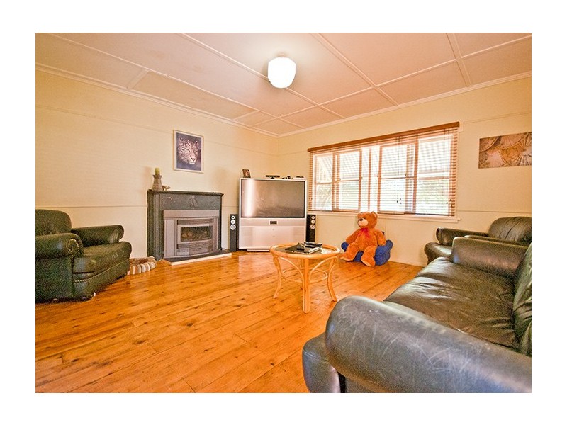 73 First Avenue, Rosebud VIC 3939