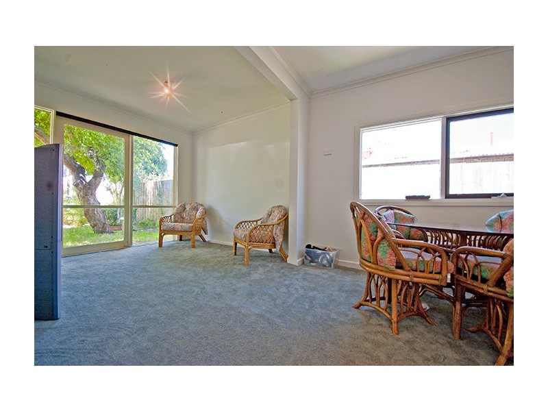73 First Avenue, Rosebud VIC 3939