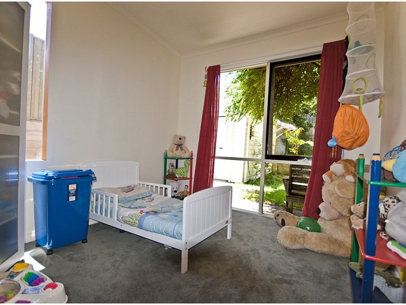 73 First Avenue, Rosebud VIC 3939