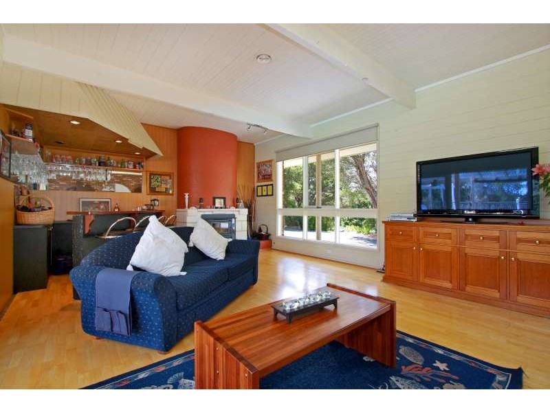 6 Queens Ct, Rye VIC 3941