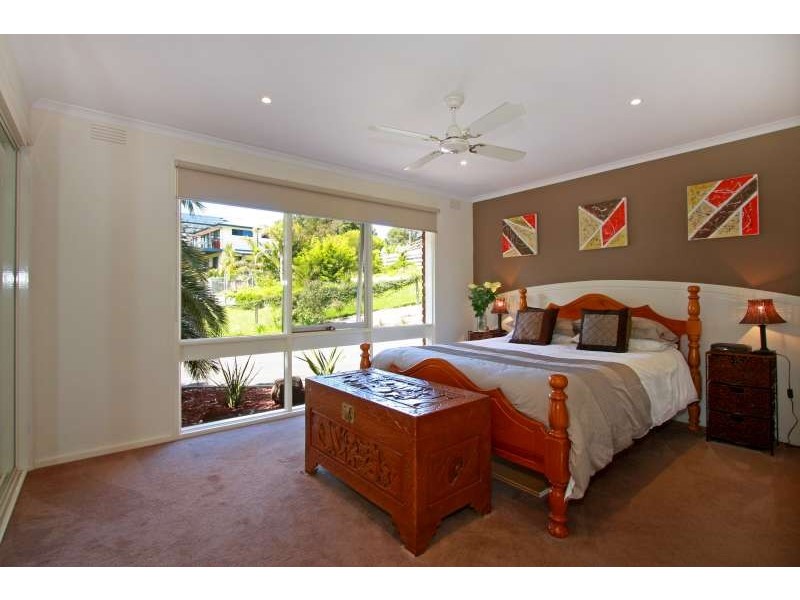 6 Queens Ct, Rye VIC 3941