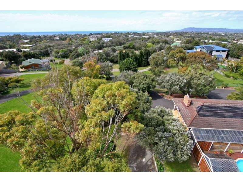 6 Queens Ct, Rye VIC 3941