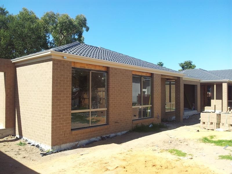 2/23 Grenville Grove, Rosebud West VIC 3940