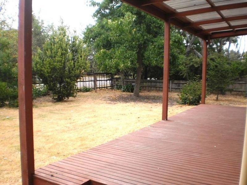 4 Laura Street, Tootgarook VIC 3941